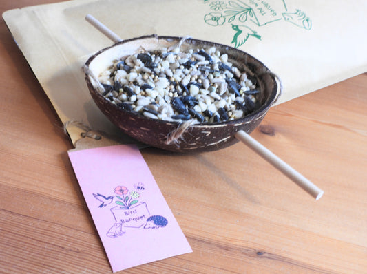 Premium seasonal bird seed mix